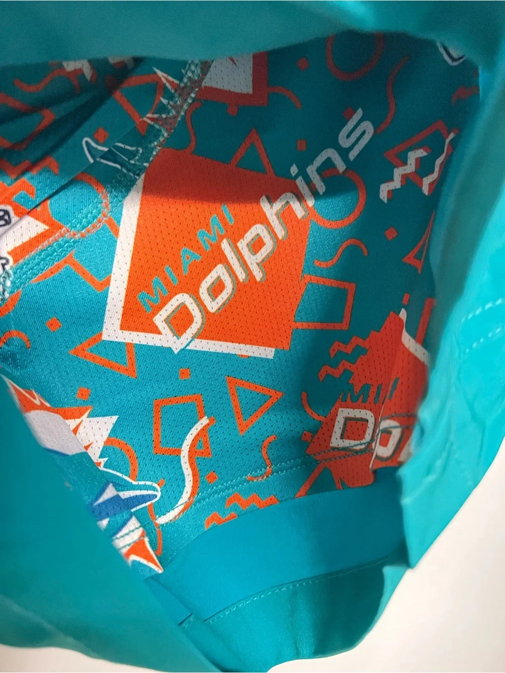 New Chubbies Miami Dolphins NFL Lined 5.5” Swim Trunks Shorts‎